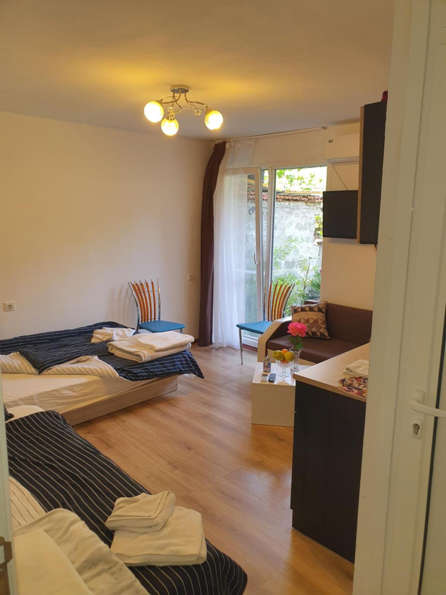 The Center Apartments Comfort Sandanski Oda fotoğraf